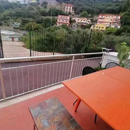 Alassio Riviera Con Terrazza Ubytování v soukromí