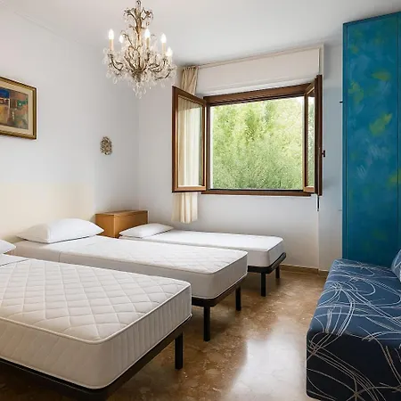 Alassio Riviera Con Terrazza * アラッシオ